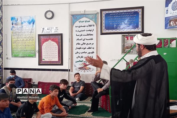 اردوی عملی درس آمادگی دفاعی پایه نهم در کاشمر