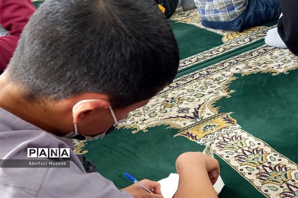 اردوی عملی درس آمادگی دفاعی پایه نهم در کاشمر