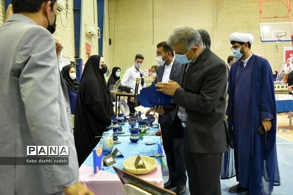 راه‌اندازی نمایشگاه هفته معرفی مشاغل در بوشهر