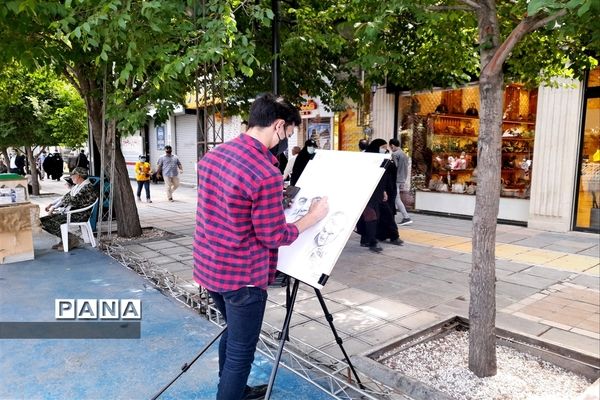 حضور پرشور مردم مشهد در راهپیمایی روز قدس