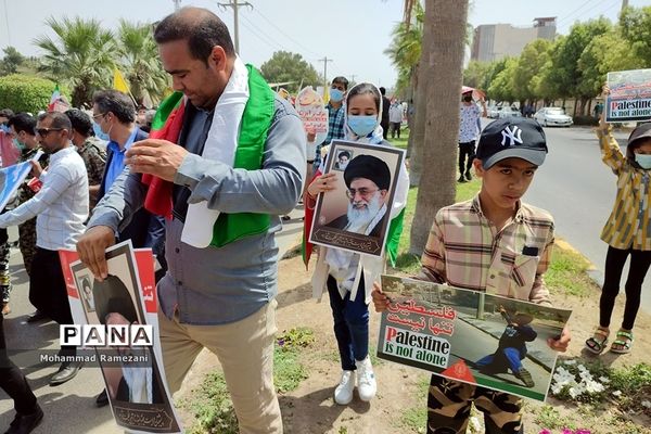 راهپیمایی روز قدس در هرمزگان با حضور پرشور فرهنگیان و دانش‌آموزان پیشتاز