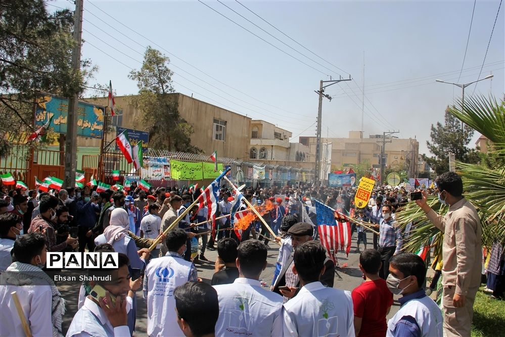 غرفه سازمان دانش‌آموزی سیستان و بلوچستان در راهپیمایی روز قدس