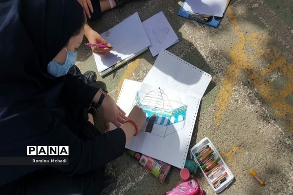 نقاشی همگانی روز جهانی قدس دانش‌آموزان آموزشگاه الزهرا(س) اسلامشهر
