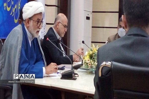 جلسه مشترک شورای معاونان اداره‌کل آموزش و پرورش استان بوشهر با مجمع نمایندگان استان در مجلس شورای اسلامی