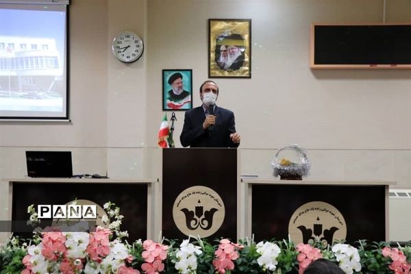 محفل انس باقرآن کریم در دارالقرآن دبیرستان نمونه دولتی زنده یاد حسینی