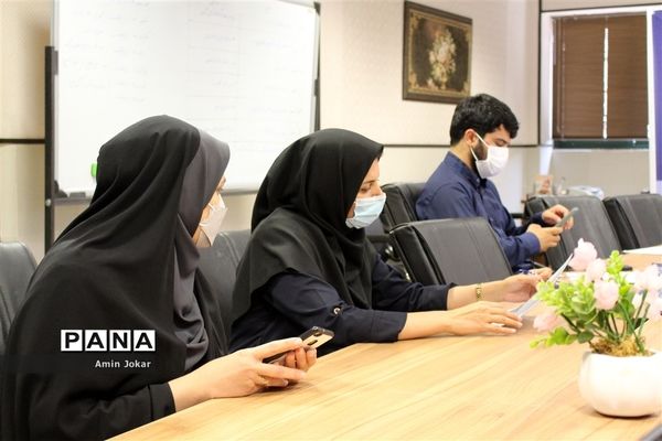 مرحله اول استانی مناظره دانش‌آموزی در استان فارس