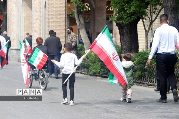 حضور کودکان و نوجوانان در راهپیمایی روز قدس