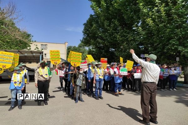 حضور دانش‌آموزان پیشتاز در راهپیمایی روز قدس نیشابور