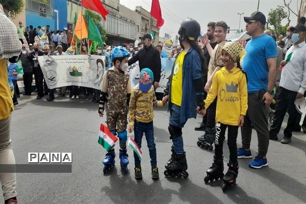 ندای مرگ بر اسرائیل در قرچک طنین‌انداز شد