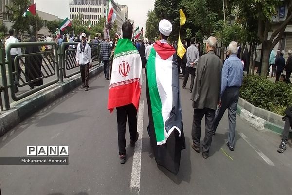 برگزاری با شکوه راهپیمایی روز قدس در تهران