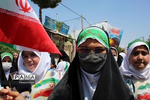 حضور دانش‌آموزان بام و صفی‌آباد در راهپیمایی روز قدس