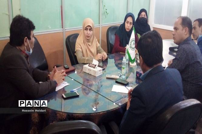جلسه بزرگداشت هفته معلم در سازمان دانشآموزی استان بوشهر