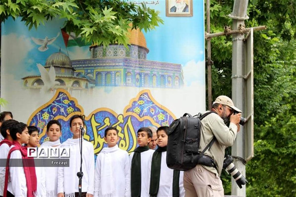 حضور پرشکوه مردم اصفهان در  راهپیمایی روز قدس /فیلم
