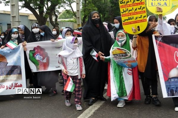 حضور پرشور فرهنگیان و دانش‌آموزان شهرستان البرز در راهپیمایی روز قدس