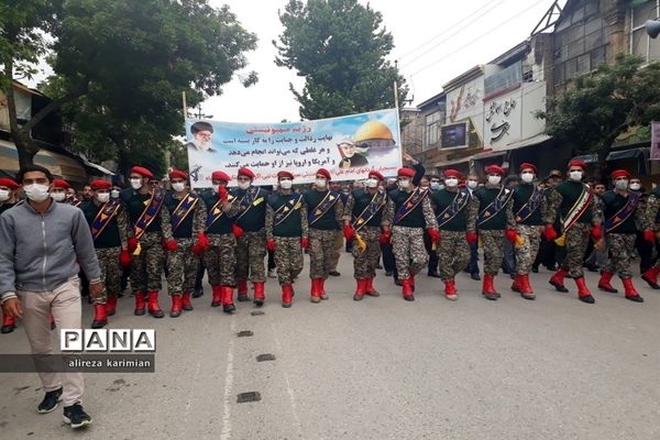 حضور گسترده فرهنگیان و دانش‌آموزان کرمانشاهی در راهپیمایی روز جهانی قدس