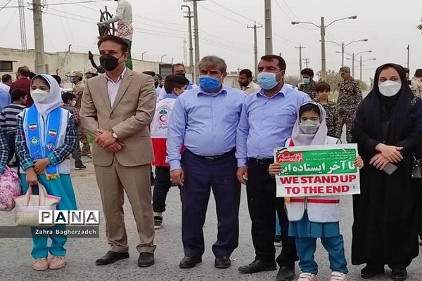 حضور دانش‌آموزان پیشتاز سازمان دانش‌آموزی بندر ریگ در راهپیمایی روز قدس