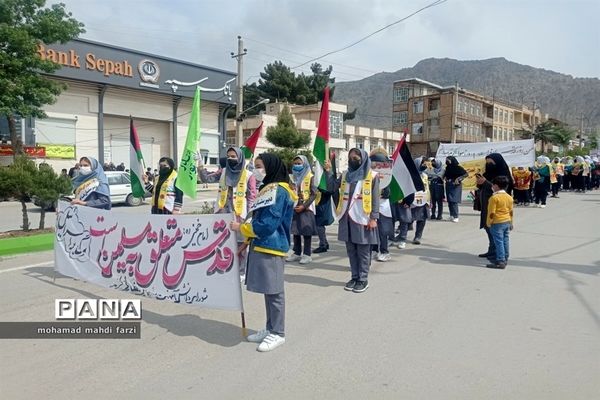 حضور گسترده دانش‌آموزان تشکیلات پیشتازان در راهپیمایی روز قدس