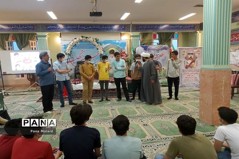 برگزاری محفل انس با قرآن و افطاری در آموزشگاه علامه حلی ملارد