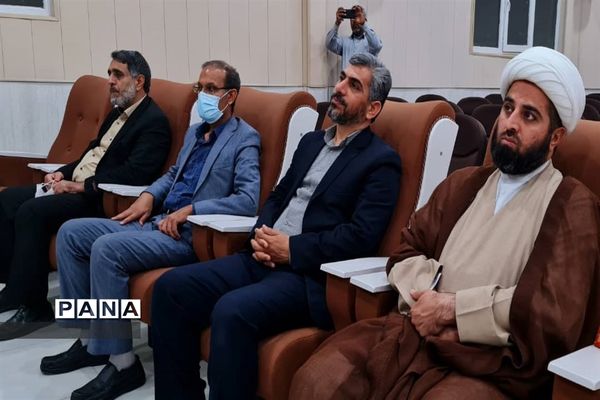 برگزاری چهارمین دوره مراسم تجلیل از معلمان خادمیار رضوی در اهواز