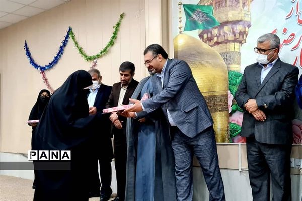 برگزاری چهارمین دوره مراسم تجلیل از معلمان خادمیار رضوی در اهواز
