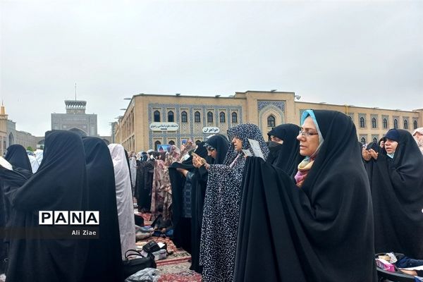 نماز عید فطر در حرم مطهر رضوی