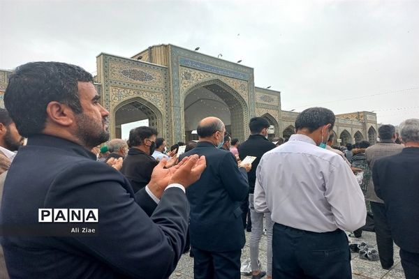 نماز عید فطر در حرم مطهر رضوی