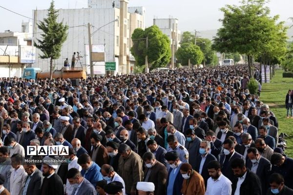 برپایی نماز باشکوه عید فطر در شهر یاسوج