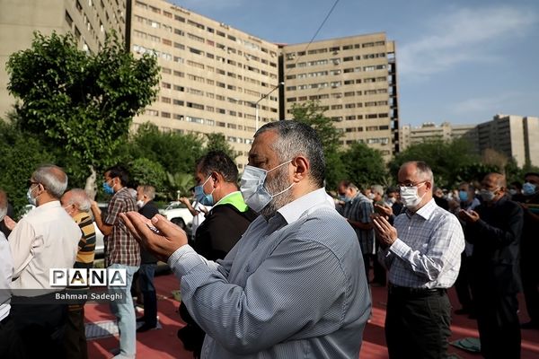 نماز عید سعید فطر در شهرک اکباتان