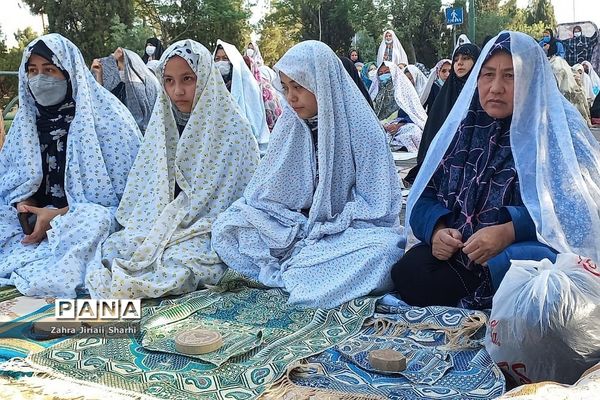 برگزاری اقامه نماز عید فطر در خاورشهر