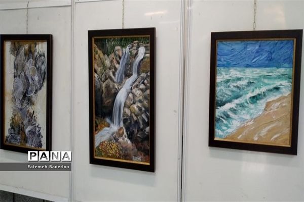 نمایشگاه نقاشی  در سالن فرهنگسرای آیت الله بهاری شهر بهار