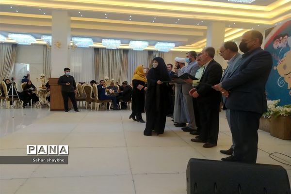 آیین تجلیل از منتخبین جلوه‌های ویژه معلمی آموزش و پرورش ملارد