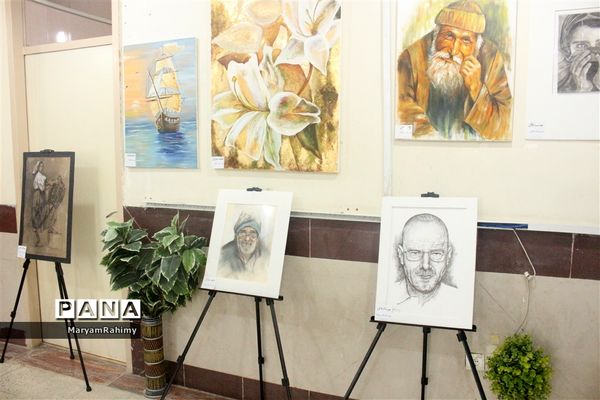 نمایشگاه آثار دستی، تجسمی دانش‌آموزان جشنواره فردا