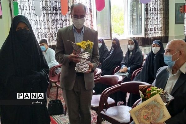 گرامیداشت مقام معلم در دارالقرآن قدر دماوند