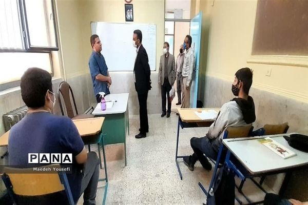 بازدید سرپرست آموزش و پرورش اسلامشهر از مدارس استثنایی