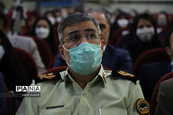 آیین گرامیداشت مقام شامخ معلم در کرمانشاه