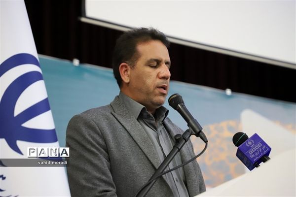 آیین گرامیداشت مقام شامخ معلم در کرمانشاه