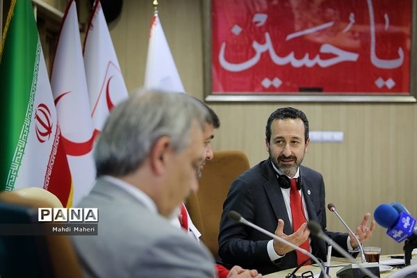 نشست خبری مشترک رئیس ifrc، رئیس جمعیت هلال احمر و مدیرکل ICRC