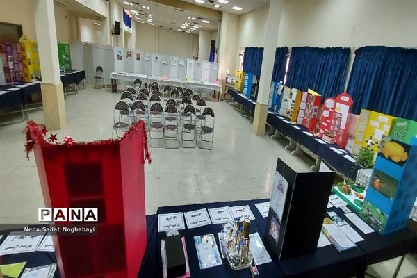 جشنواره دانش‌آموزی 170 اثر برتر 1400 در مدرسه ارامنه شانت منطقه 8