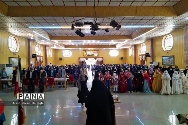 برگزاری مراسم سپاس مربی و تجلیل از کارکنان مدارس ابتدایی شهرستان کازرون