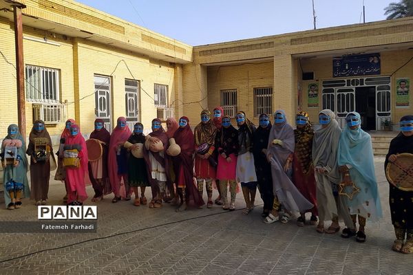 پاتوق سرود در میناب به‌مناسبت هفته گرامیداشت معلم