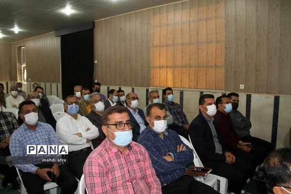 آیین تجلیل از معلمان برگزیده شهرستان بهبهان