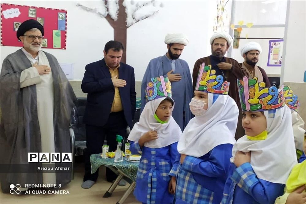 برگزاری جشن الفبا در مدارس دخترانه شهر بندرامام خمینی (ره)