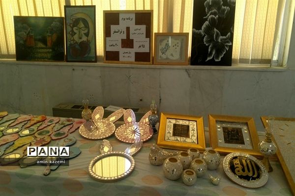 برپایی نمایشگاه دست‌سازه‌های مدارس تمدن‌سازان در داراب