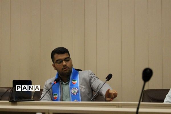 برگزاری مرحله نهایی مناظرات دانش‌آموزی در البرز