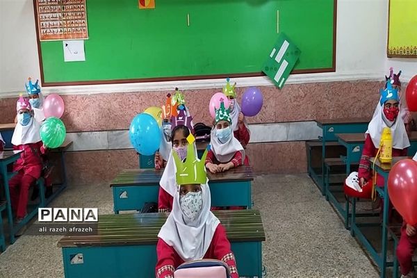 برگزاری جشن الفبا در مدارس ابتدایی اندیمشک