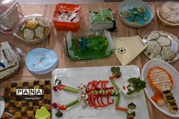 جشنواره غذاهای ورزشی دبیرستان آرمیتا مصلی‌نژاد ناحیه‌ دو شهرری