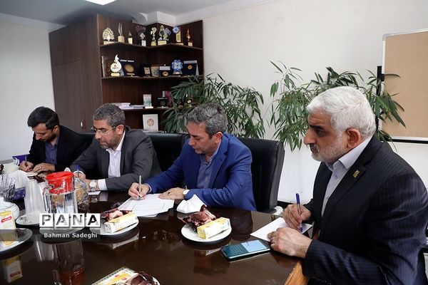جلسه شورای هماهنگی تشکل‌های دانش‌آموزی