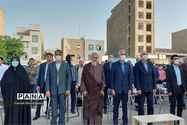 نهضت ملی طراحی و ایجاد ۲۱۰۰ فضای ورزشی درون مدرسه‌ای در بهارستان‌ دو