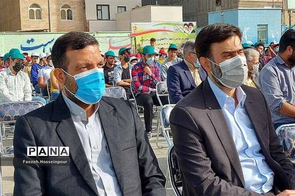 نهضت ملی طراحی و ایجاد ۲۱۰۰ فضای ورزشی درون مدرسه‌ای در بهارستان‌ دو