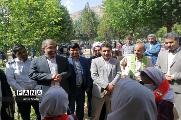 برگزاری اردوی ۲ هزار نفره دانش‌آموز پیشتاز سازمان دانش‌آموزی مرودشت